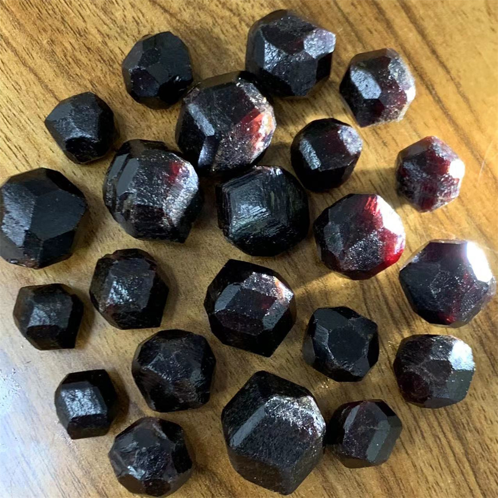 Natural Red Garnet Ore Crystal - Jewelry Making Raw Materials recensie en prijs