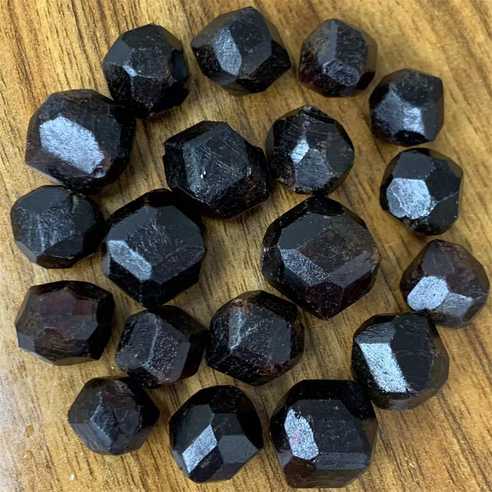 Natural Red Garnet Ore Crystal - Jewelry Making Raw Materials recensie en prijs
