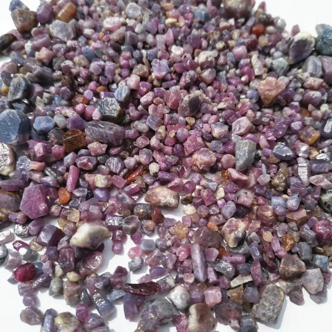Natural Raw Purple Corundum st - Jewelry Making Raw Materials recensie en prijs