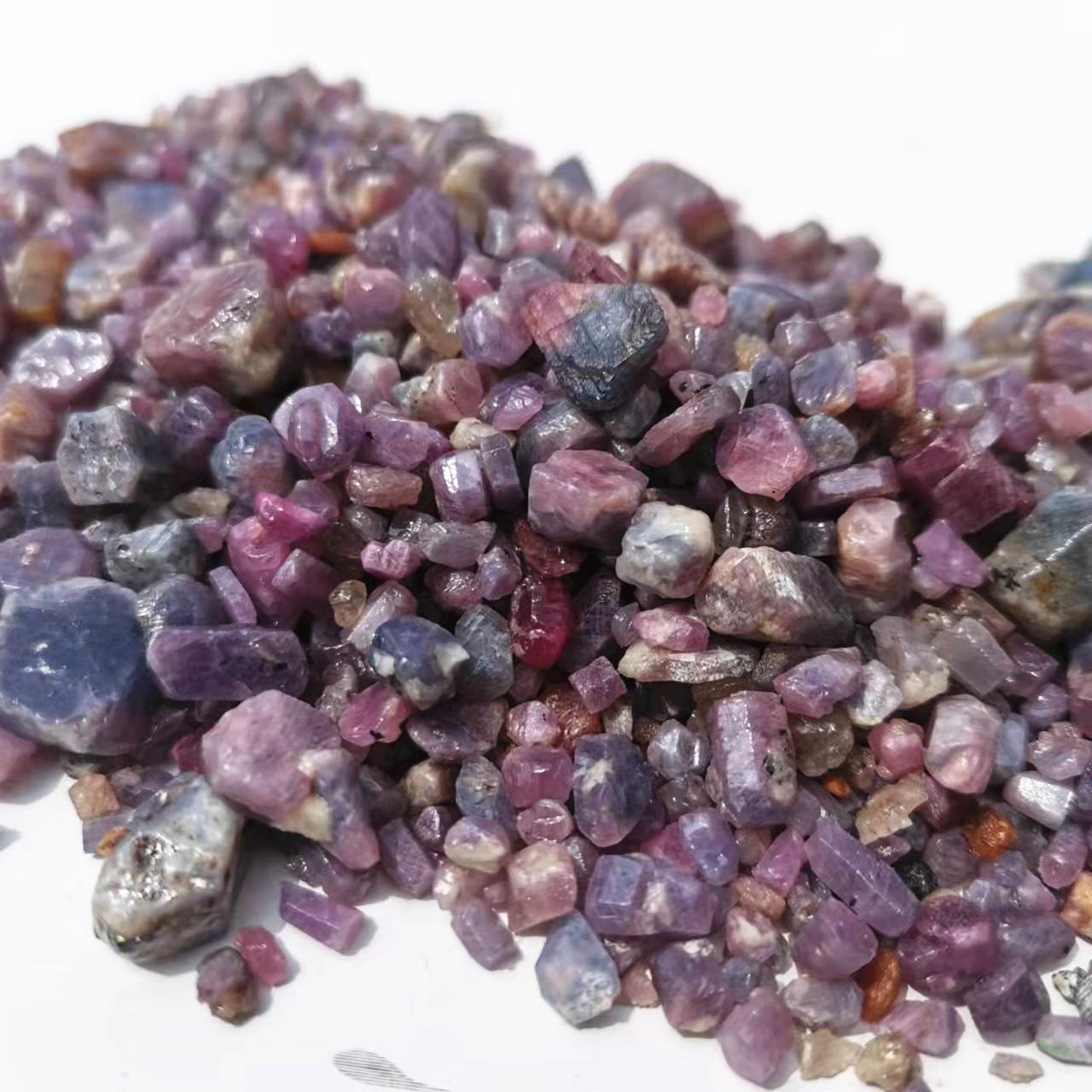 Natural Raw Purple Corundum st - Jewelry Making Raw Materials recensie en prijs